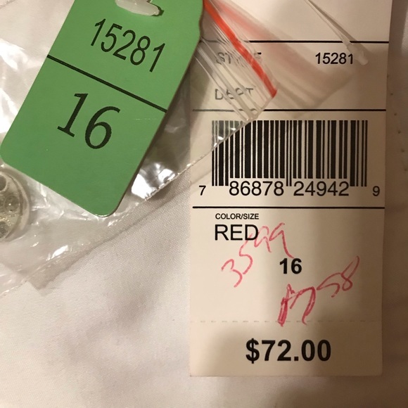 Formal Blouse. Deep Red/Burgundy. Size 16. NWT - Picture 5 of 8